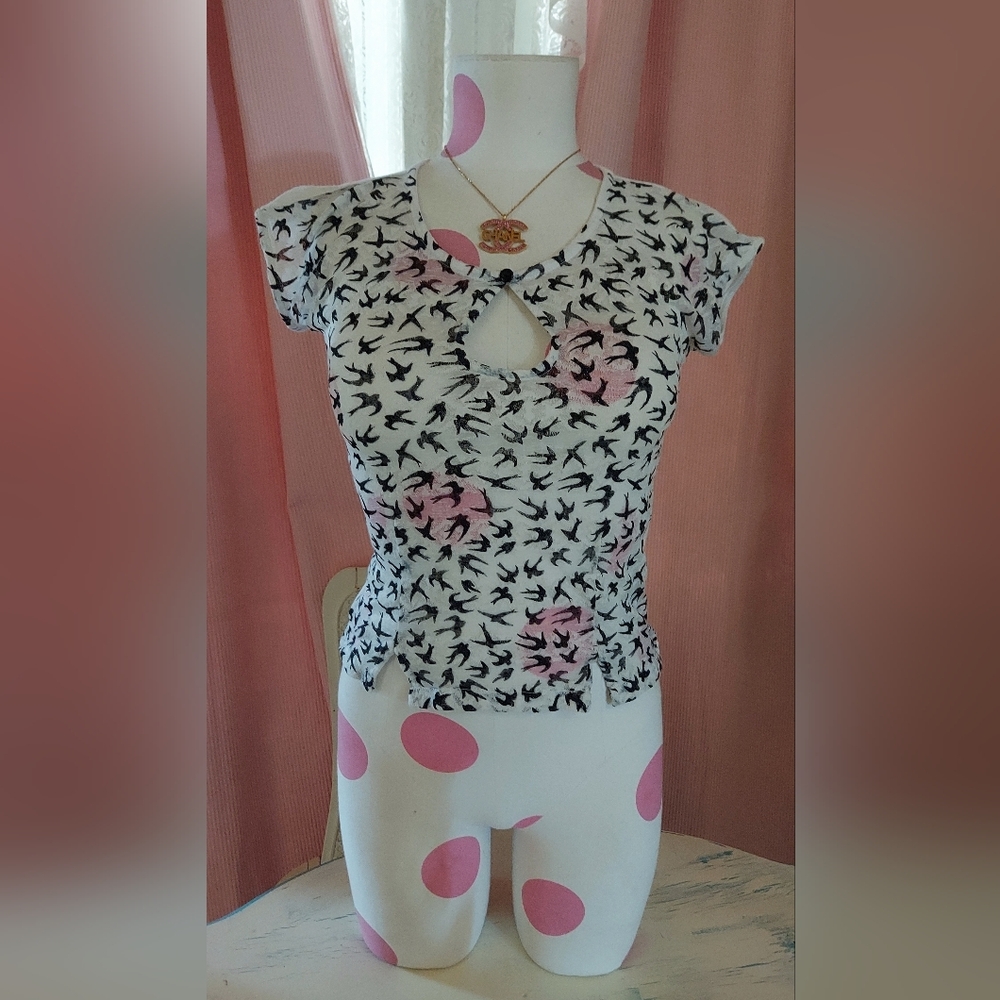 🎀SOLD🎀 Tatyana 1950's PinUp Swallow Bird Top
